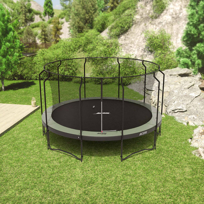Trampoline rond Acon 4,6 m dans un jardin