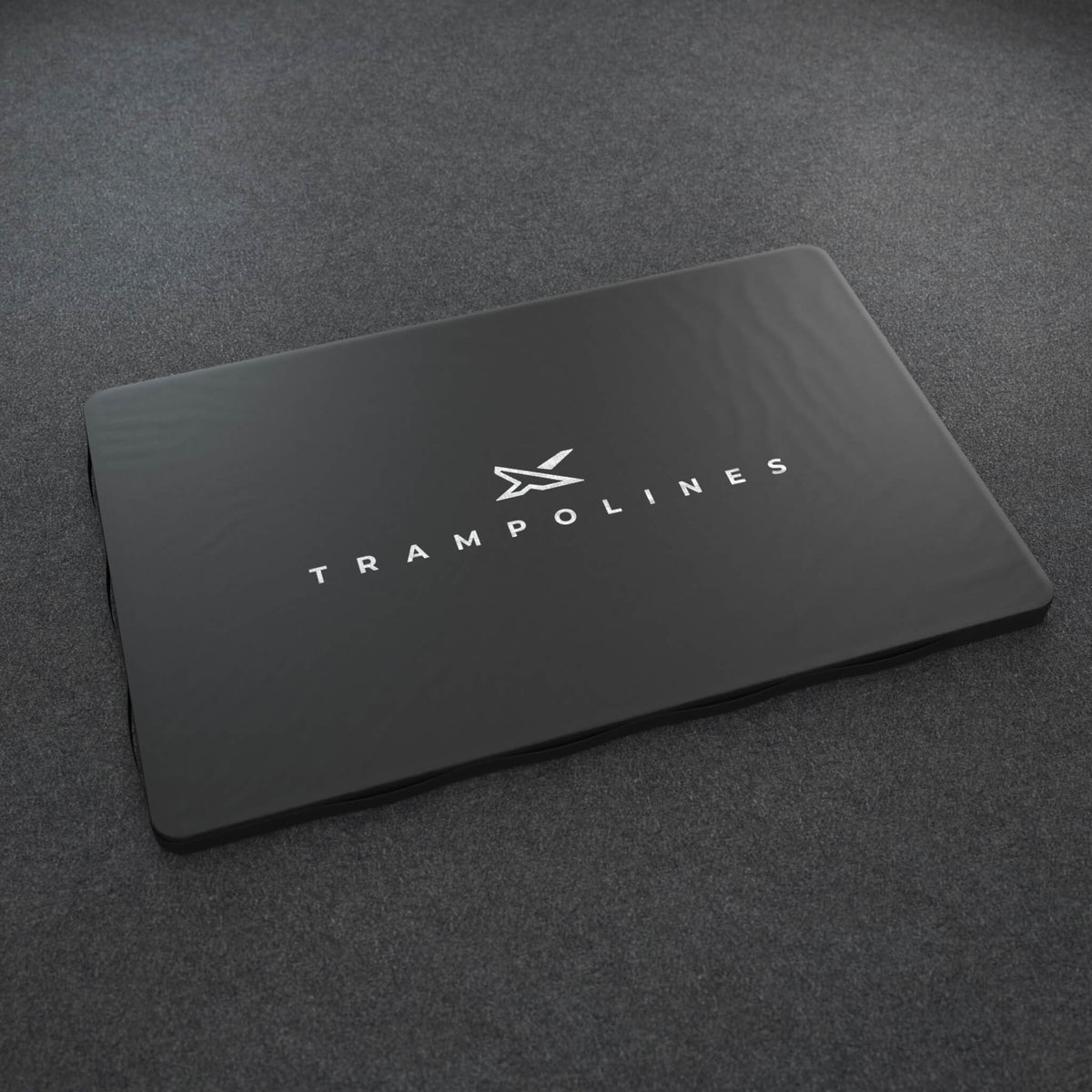 Détail du logo de l'Acon Crash Mat en gros plan