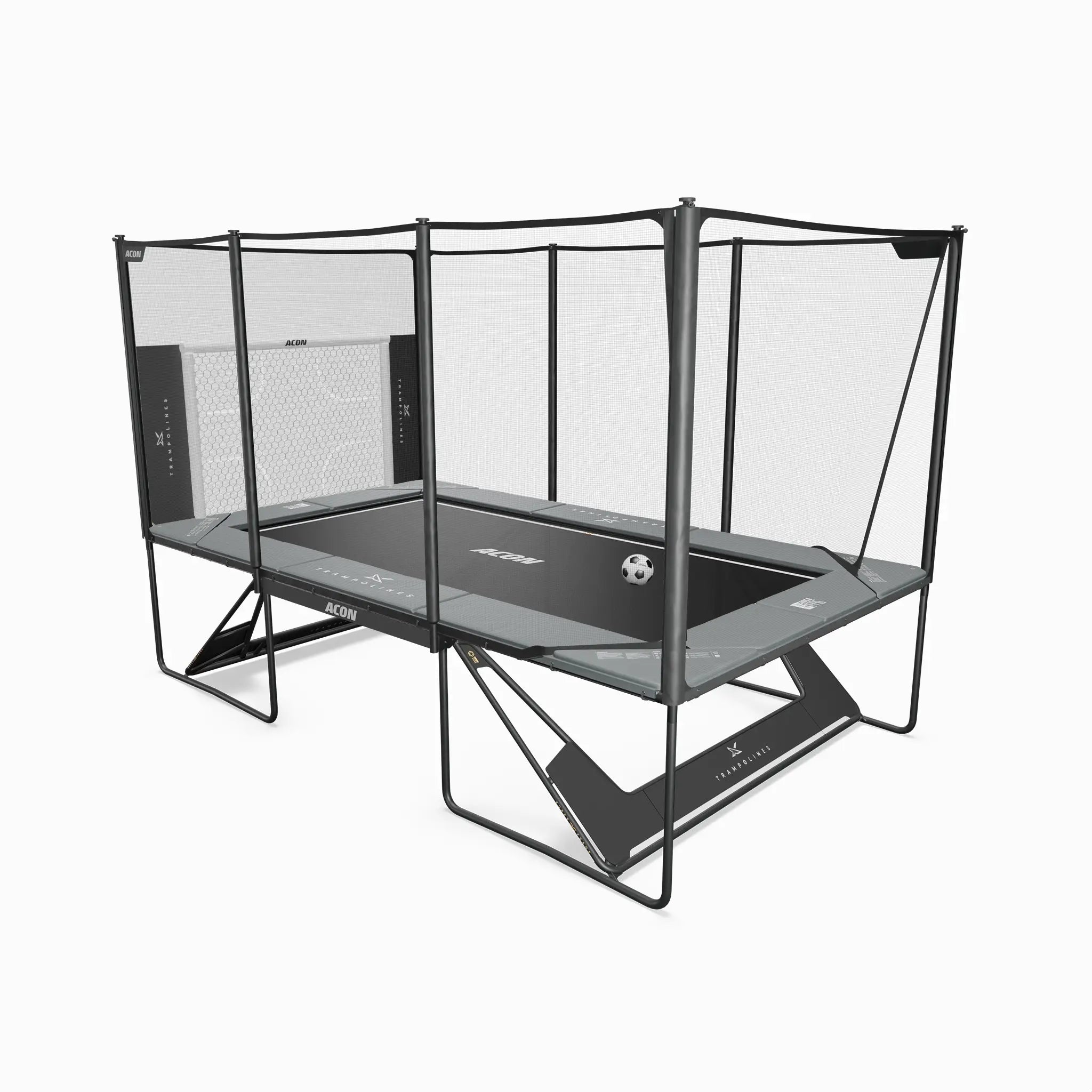 Trampoline rectangulaire Acon X avec Trampoline Soccer Goal sur fond blanc.