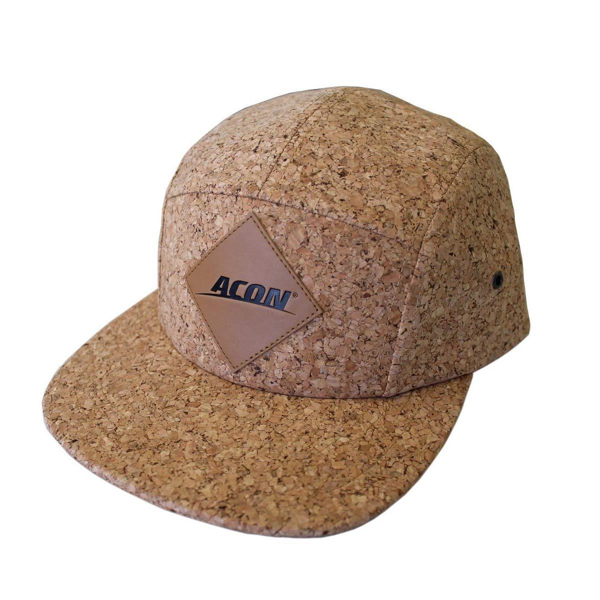 Casquette en liège ACON - sur un fond blanc